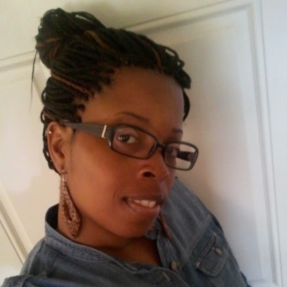 Meet your Posher, Channie - Picture 1 of 1